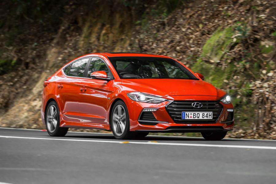  Hyundai Elantra SR Turbo 2016 года  (AU) (фото 27 из 31)